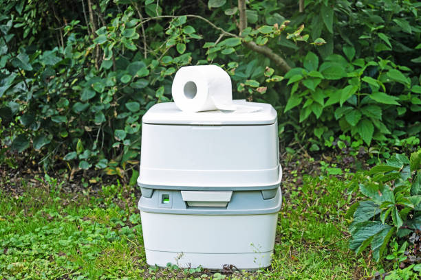 Best Portable restroom trailer rental  in Vardaman, MS