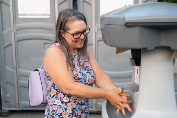 Best Portable restroom solutions  in Vardaman, MS